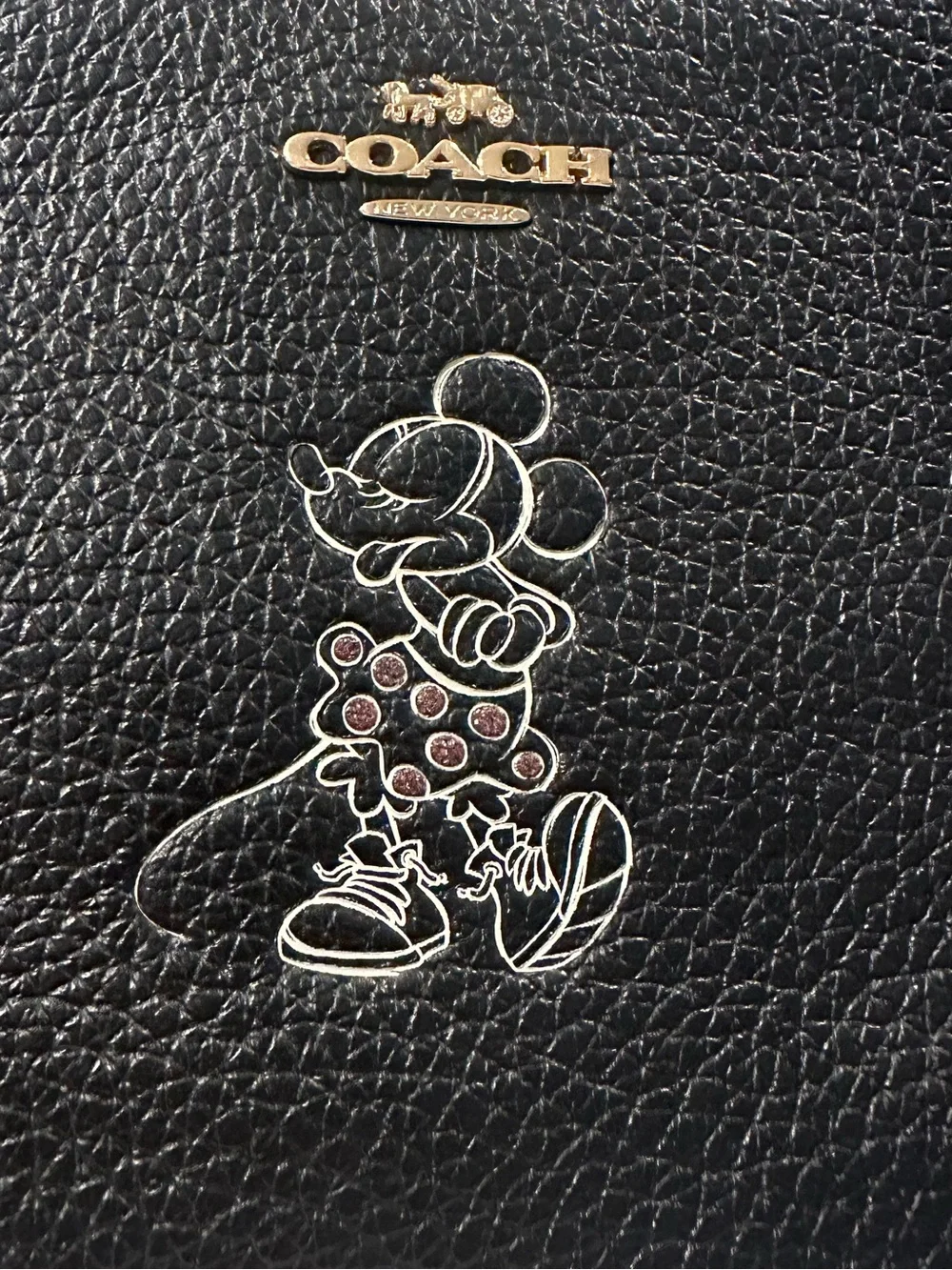 Coach x Disney Corner Zip Wristlet Minnie Mouse Motif Black Pebbled Leather